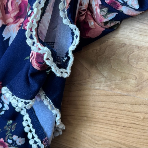 Riley & James Size Large Floral Sleeveless Romper w/Floating Collar with… - Picture 7 of 11